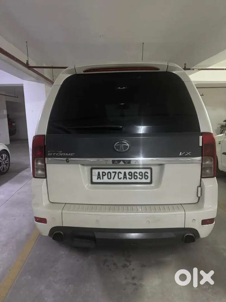 Tata Safari Storme 2014 Diesel Variant Car