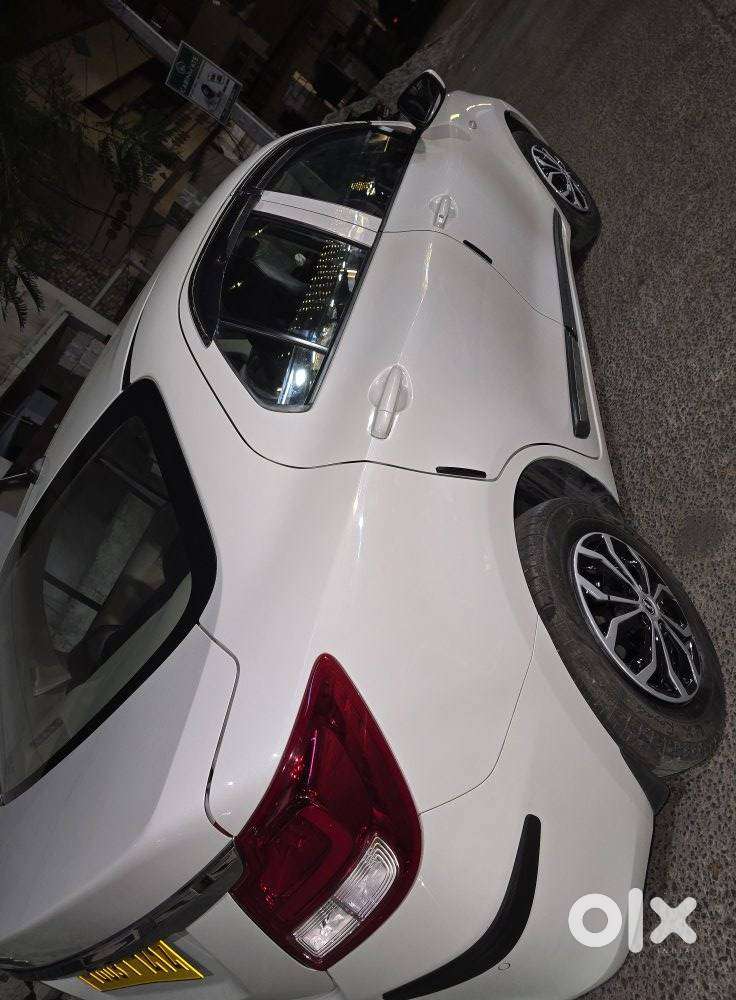 Maruti Suzuki Dzire 1.2 Vxi Cng, 2025, Cng & Hybrids