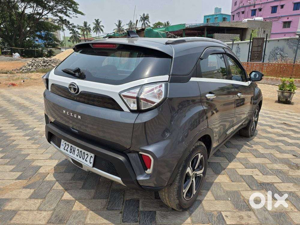Tata Nexon 1.2 Revotron Xz Plus, 2022, Petrol