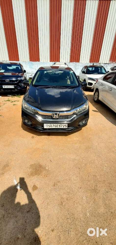 Honda City I-vtec V, 2018, Petrol