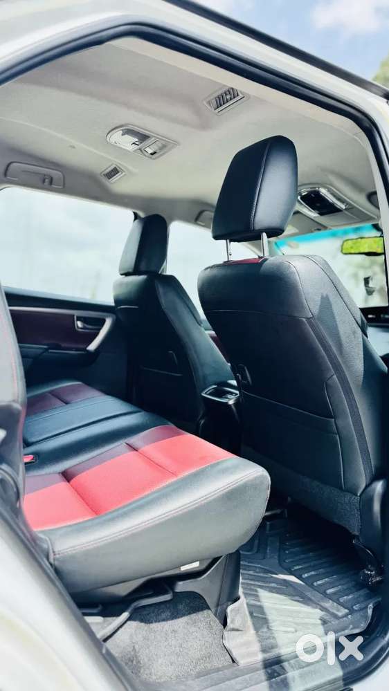 Toyota Fortuner Legender, 2023, Diesel