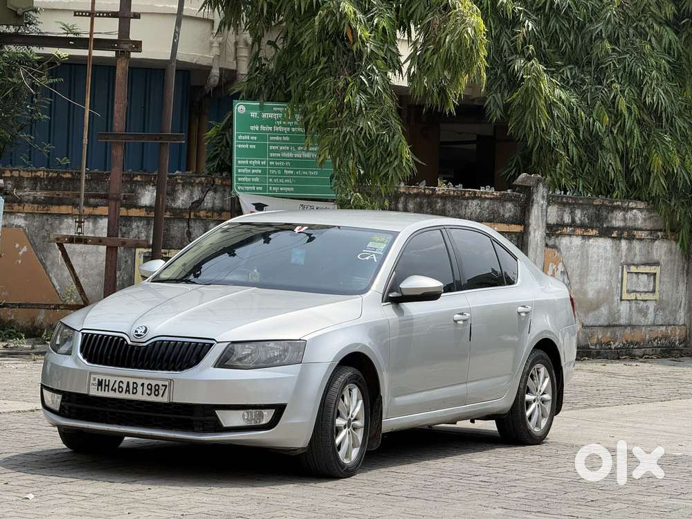 Skoda Octavia Ambition 2.0 Tdi At, 2015, Diesel