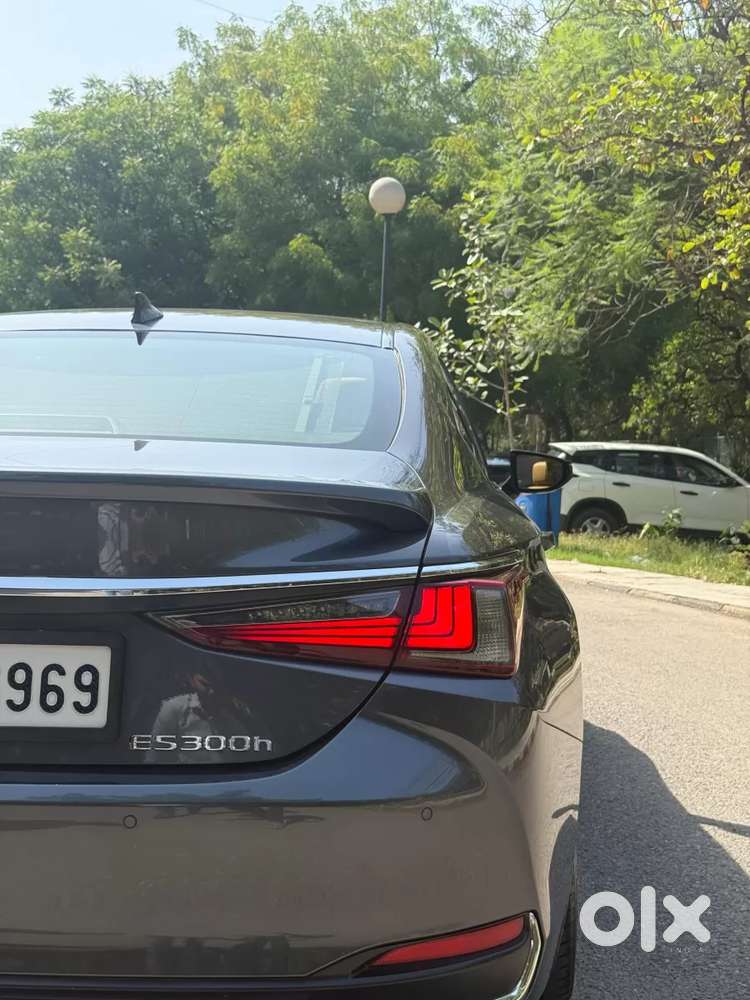 Lexus Es, 2023, Petrol