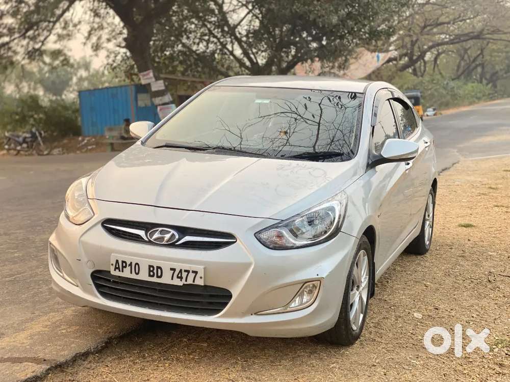 Hyundai Verna 2013 Diesel 190000 Km Driven