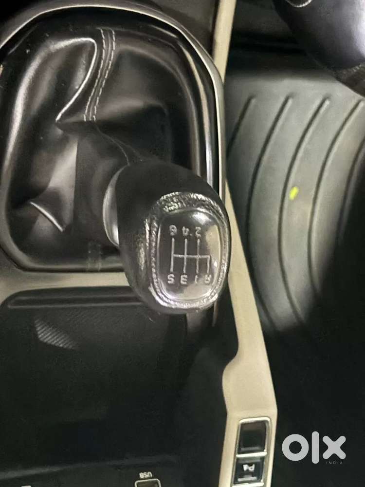 Kia Carens 1.5 Prestige 7 Str, 2023, Petrol