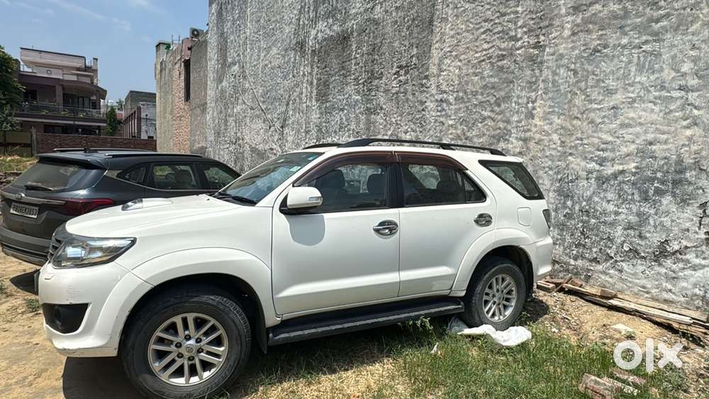 Toyota Fortuner Diesel 2014