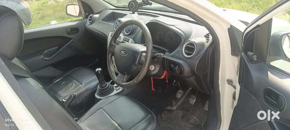 Ford Figo Petrol Manual 2011