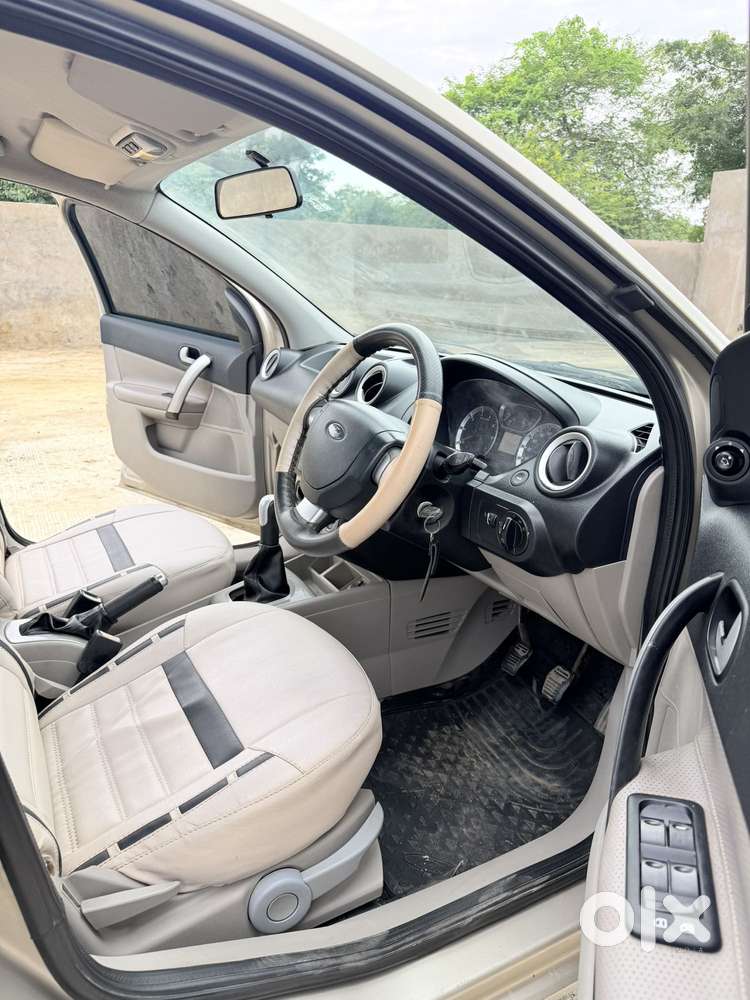 Ford Fiesta 1.6 Zxi Abs, 2010, Petrol