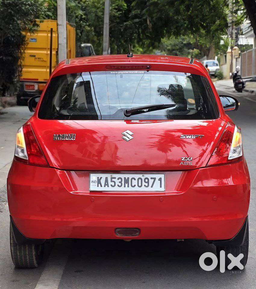 Maruti Suzuki Swift Zxi, 2015, Petrol