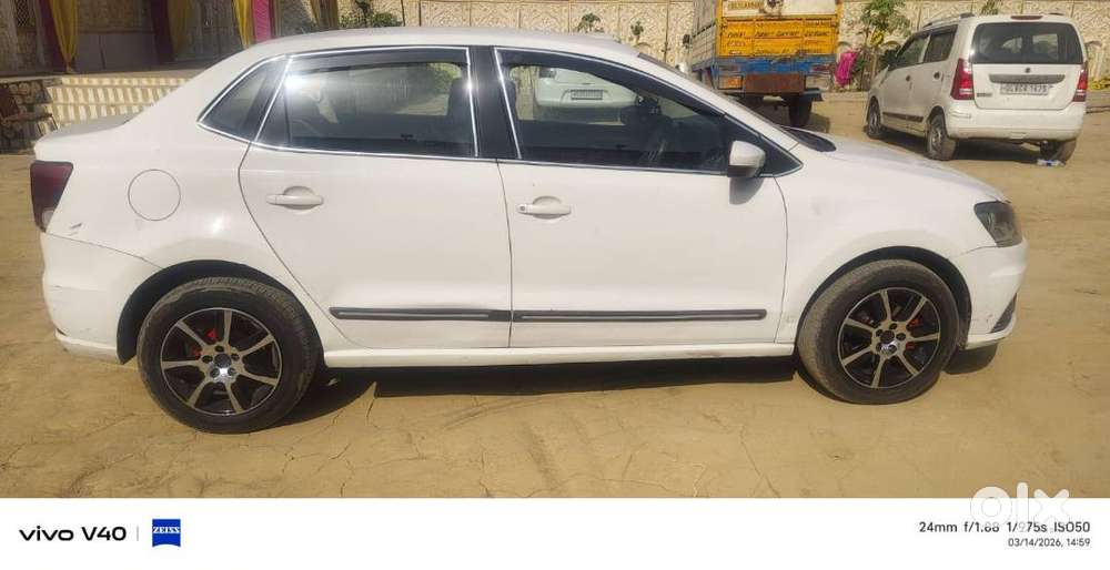 Volkswagen Ameo 2016 ( Candy White )