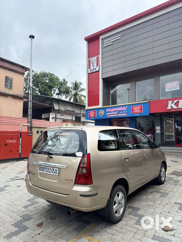 Toyota Innova 2.0 Vx 8 Str, 2005, Diesel