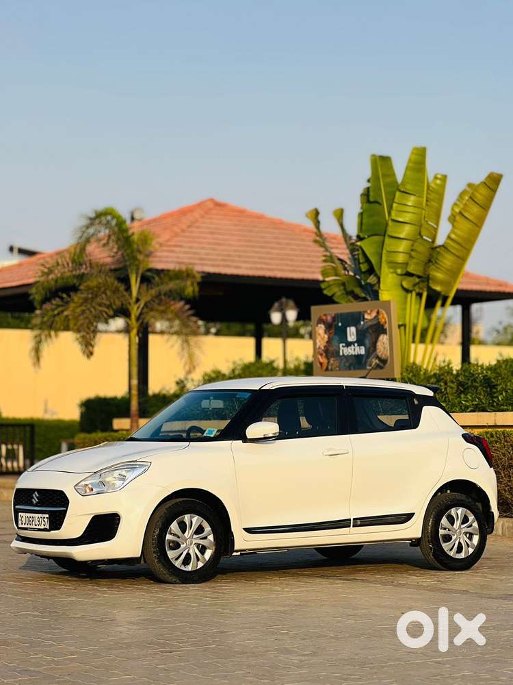 Maruti Suzuki Swift Vxi Optional, 2023, Petrol