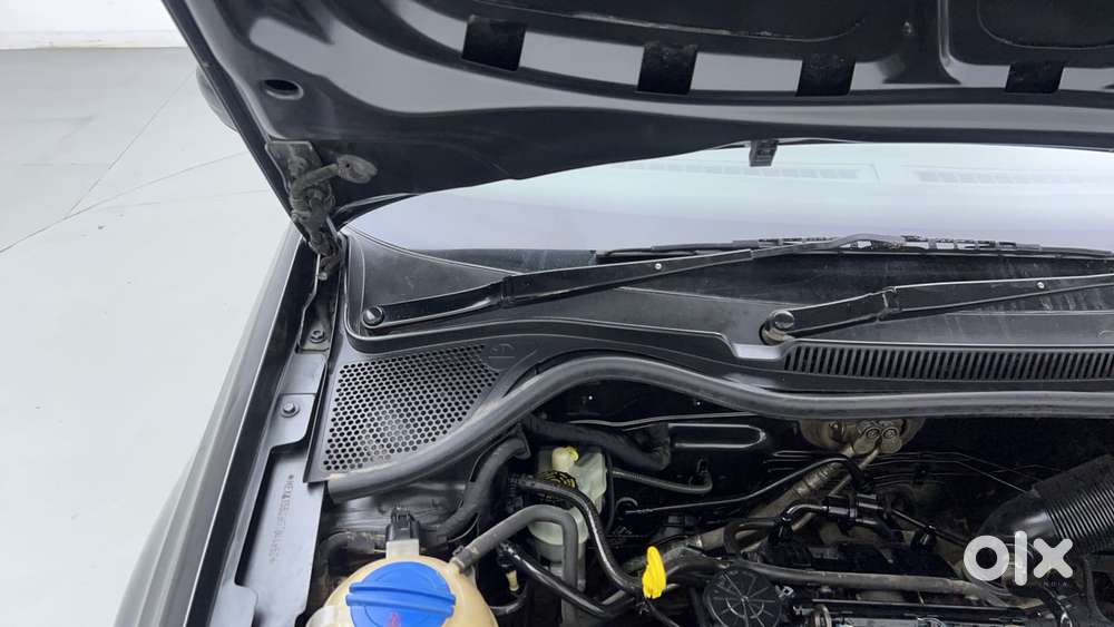 Volkswagen Polo 2009-2013 Petrol Highline 1.2l, 2015, Petrol