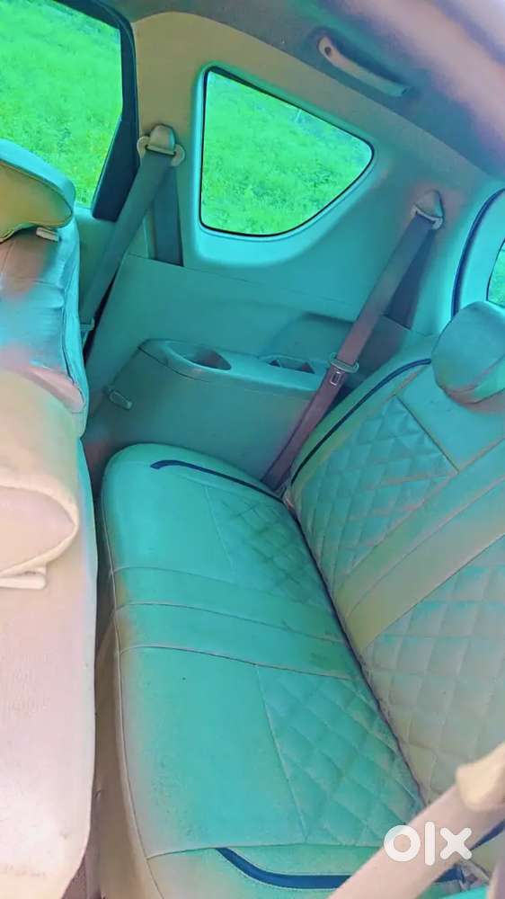 Maruti Suzuki Ertiga 2012