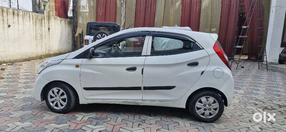 Hyundai Eon Magna 2012 Car