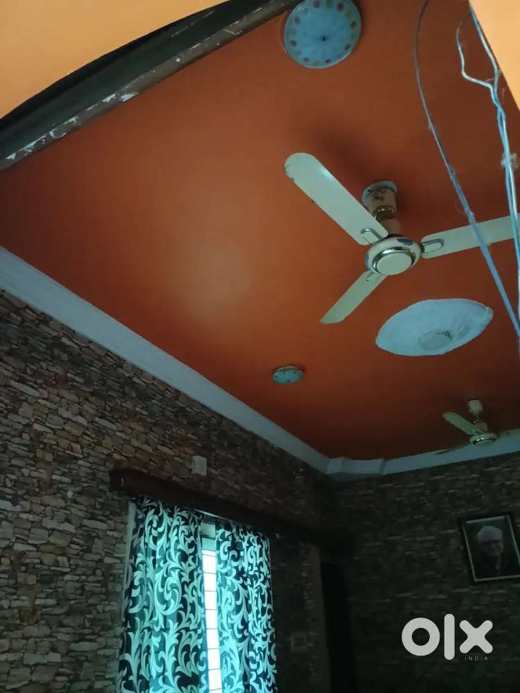 I want to sell me 5 ceiling fan in running condition