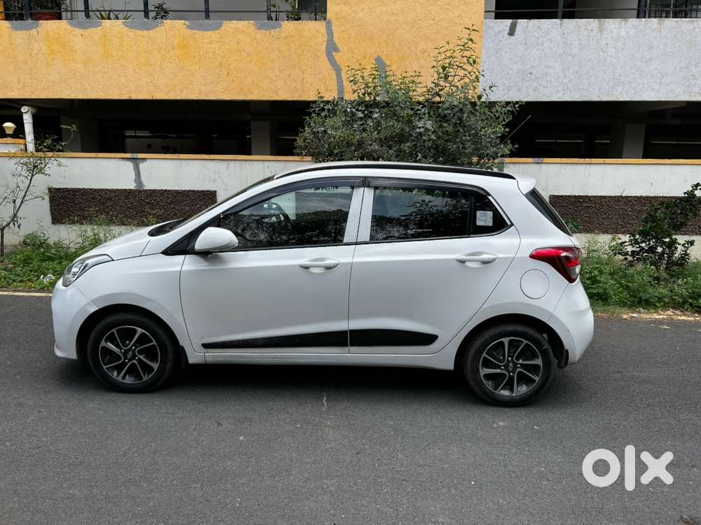 Hyundai Grand I10 Sportz Automatic Petrol 2017