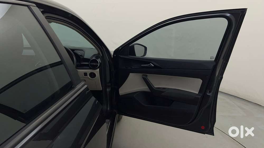 Skoda Slavia Ambition 1.0l Tsi Mt, 2024, Petrol