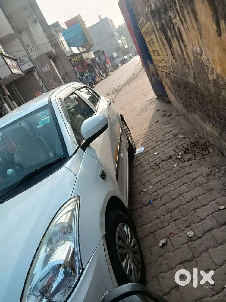 Maruti Dzire 1.2 Tour 2022 One Hand