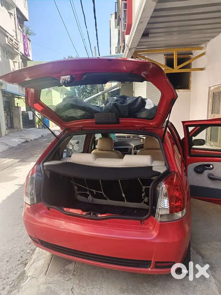 Fiat Palio Stile 1.6 Sports Engine. 100 Bhp. 2008 Petrol. Mileage 15