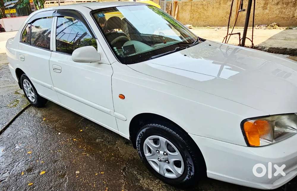 Highly Maintained Hyundai Accent Executive 2010.