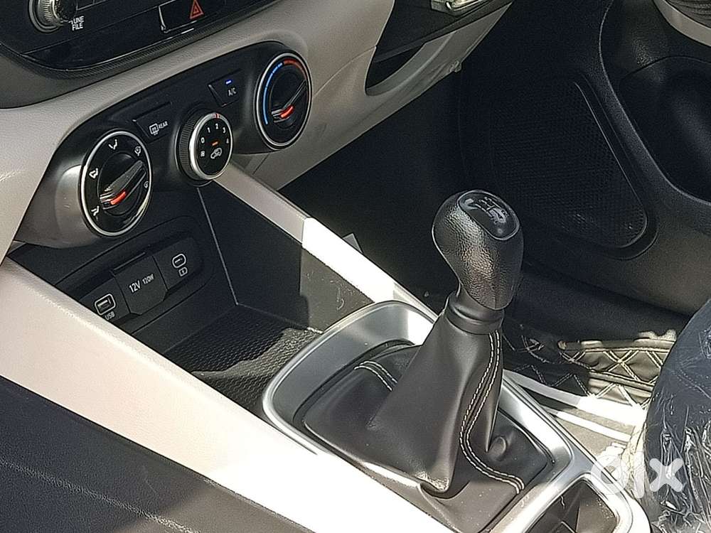 Hyundai Venue S Mt 1.2 Kappa, 2025, Petrol