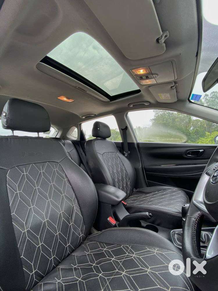 Hyundai I20 Petrol Asta, 2023, Petrol