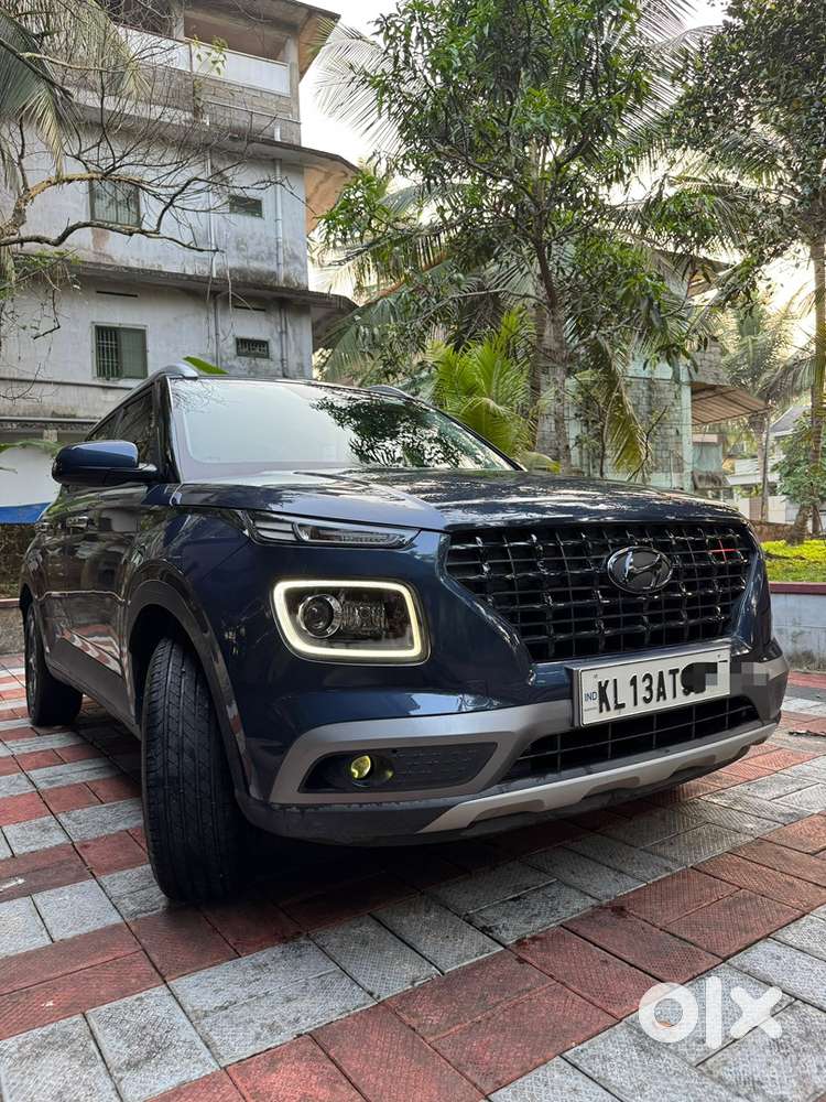 Full Option And Full Company Service Hyundai Venue Petrol Manual 2021