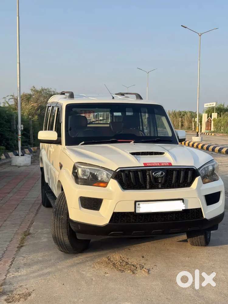 Mahindra Scorpio 2015 Diesel Well Maintained
