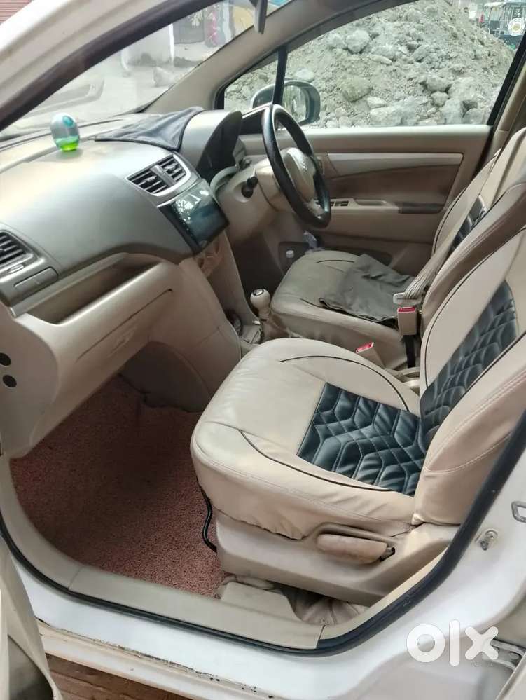 Maruti Suzuki Ertiga 2013