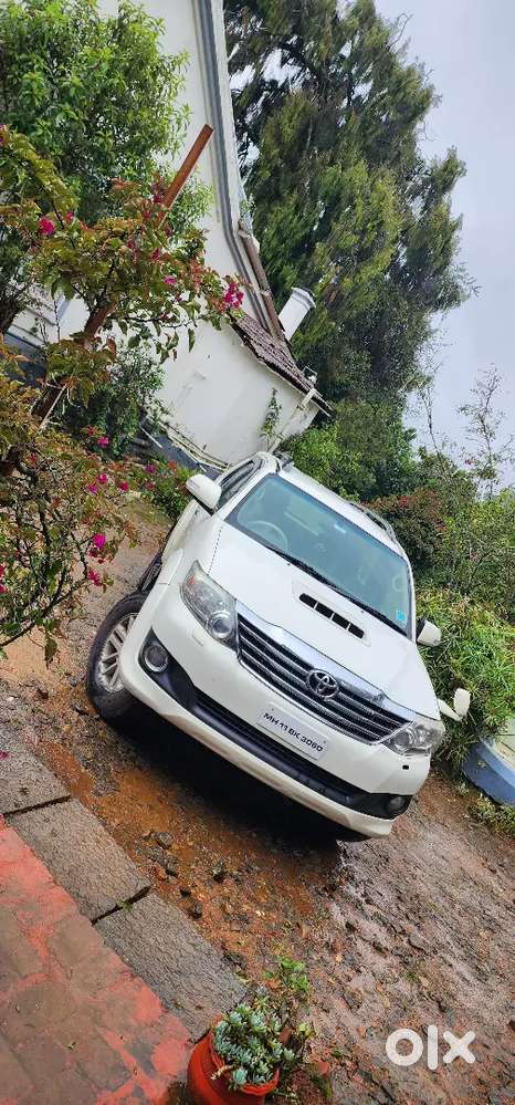 Toyota Fortuner 4×2 Automatic