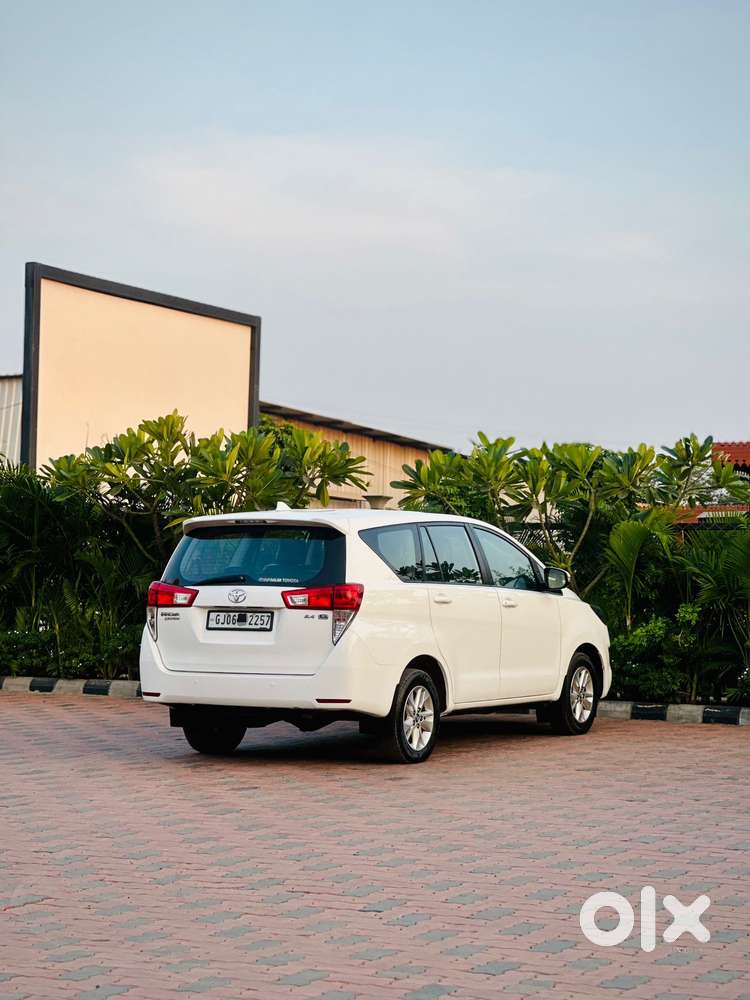 Toyota Innova Crysta 2.4 G Mt, 2019, Diesel