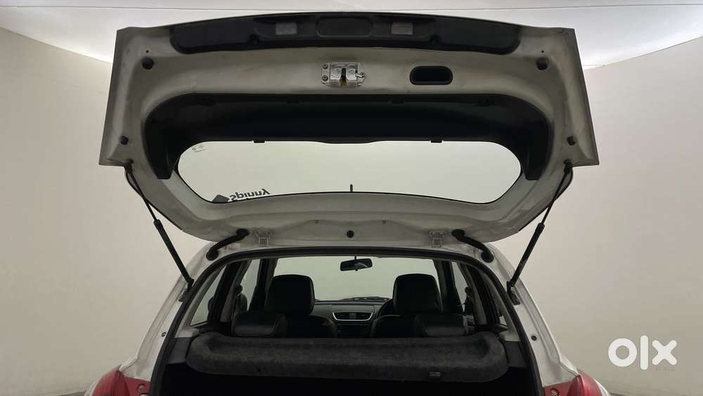Maruti Suzuki Swift Vvt Vxi, 2016, Petrol