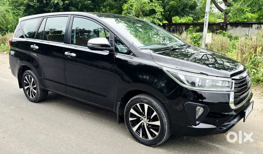 Toyota Innova Crysta 2.8 Zx At, 2022, Diesel