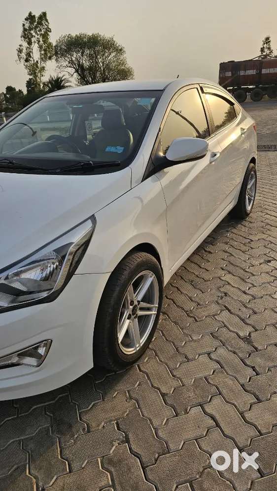 Hyundai Verna 1.4 Crdi