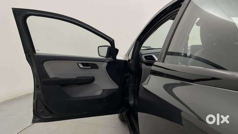 Tata Altroz Xz, 2021, Petrol