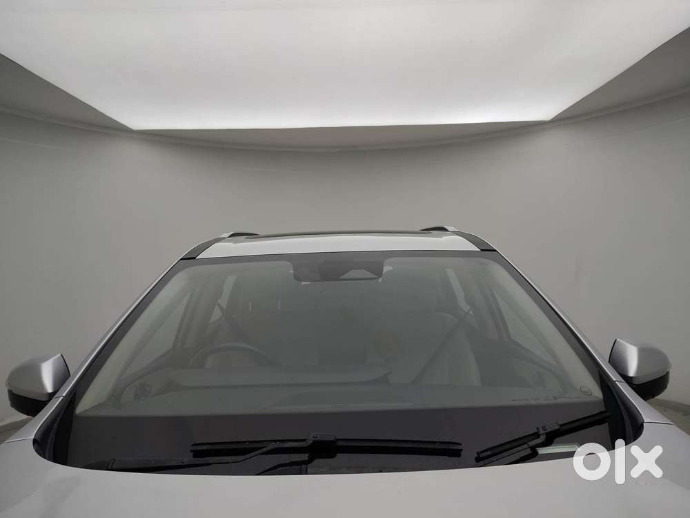 Mahindra Xuv700 2.0 Ax 7 Petrol At Luxury Pack Str, 2023, Petrol