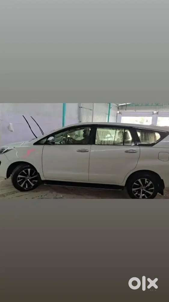 Toyota Innova Crysta 2021 Diesel Well Maintained