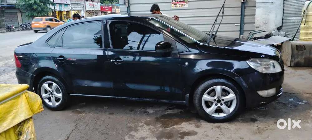 Skoda Rapid Elegance 2012 Diesel
