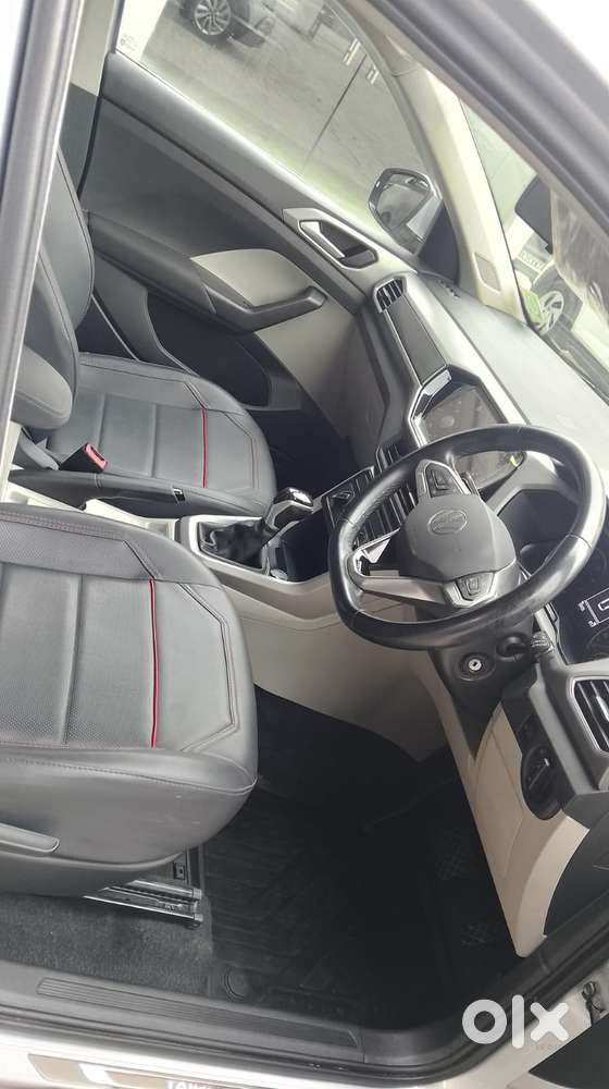 Volkswagen Taigun 1.0 Tsi Highline At, 2022, Petrol