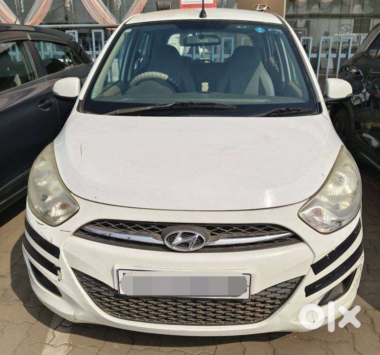 Hyundai I10 Sportz, 2013, Petrol