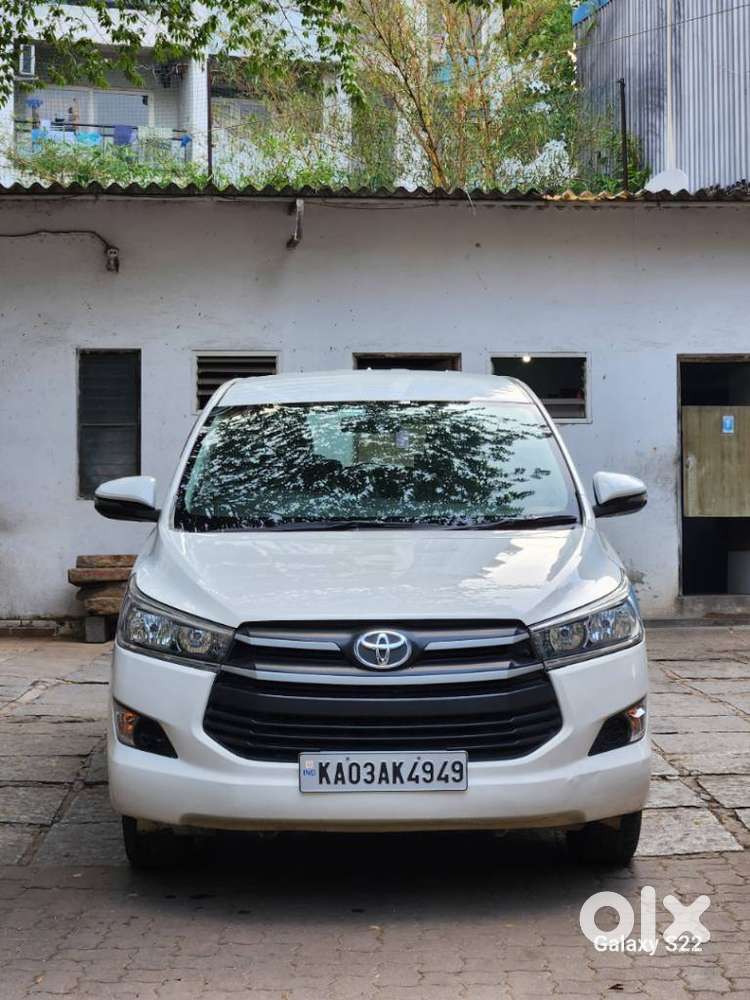 Toyota Innova Crysta 2.4 G Mt, 2022, Diesel
