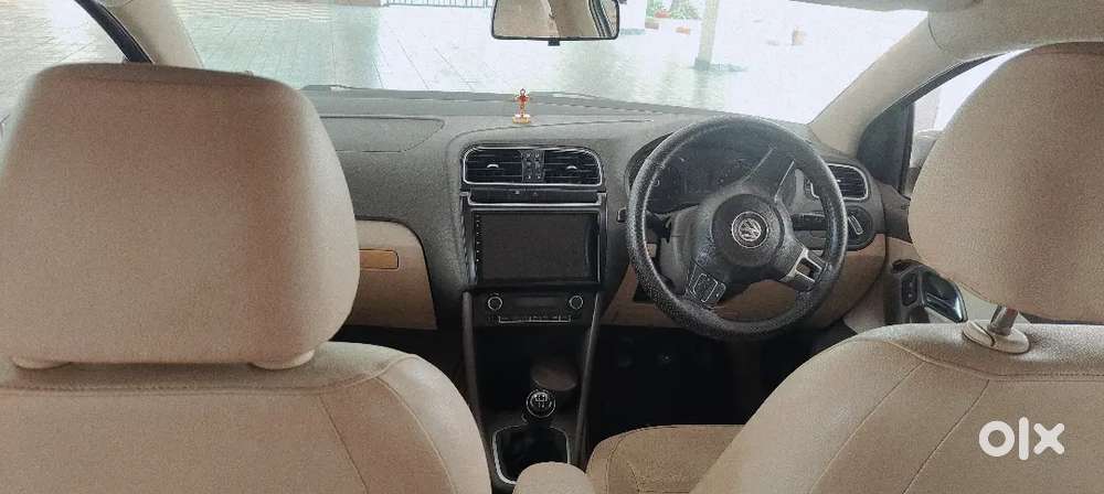 Show Room Track And Well Maintained