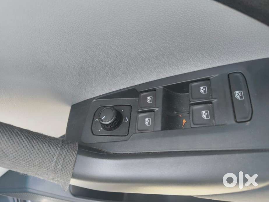 Skoda Kushaq 1.0 Tsi Ambition, 2021, Petrol