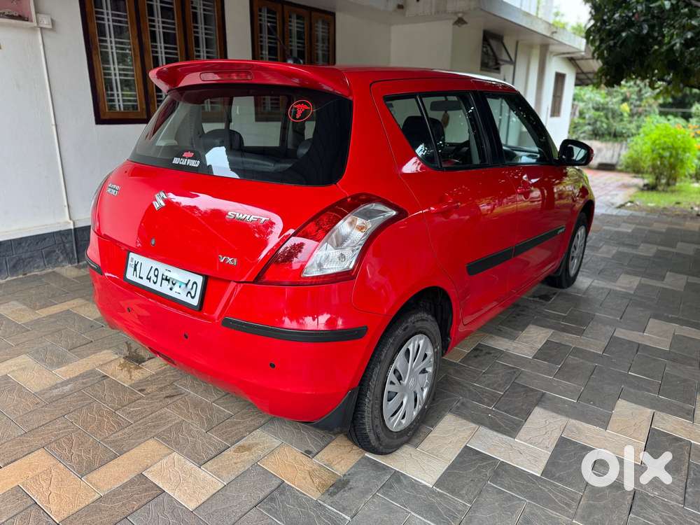 Maruti Suzuki Swift Vxi, 2015, Petrol