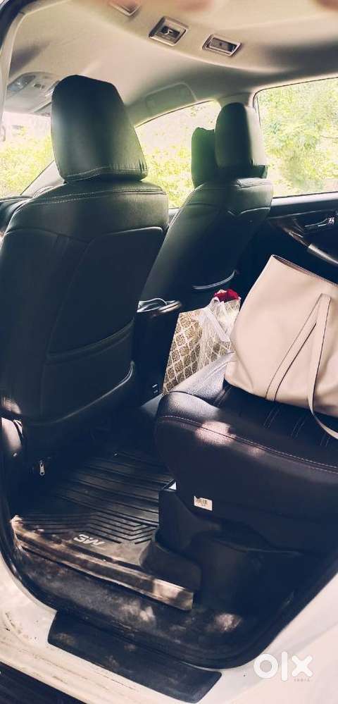 Toyota Innova Crysta [2020-ongoing] 2.4 Gx At 8 Str, 2021, Diesel