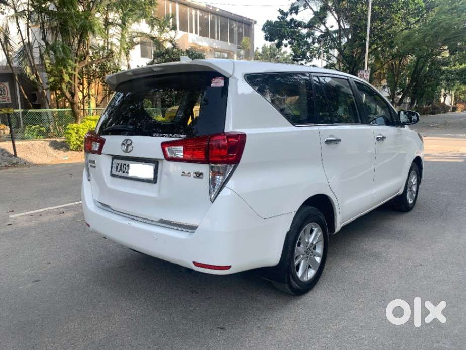 Toyota Innova Crysta 2.4 V 7 Str, 2018, Diesel