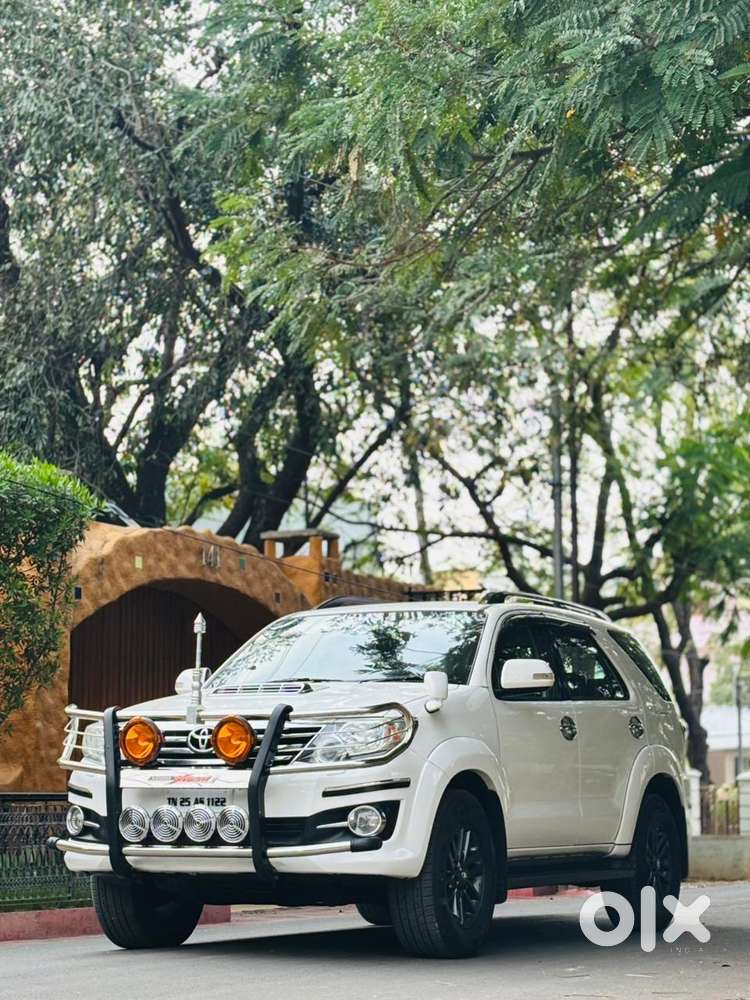 Toyota Fortuner 3.0 4x4 Manual, 2015, Diesel