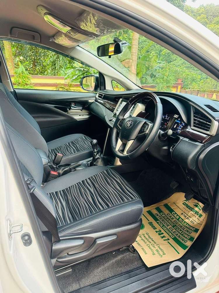 Toyota Innova Crysta 2.4 V 7 Str, 2023, Diesel