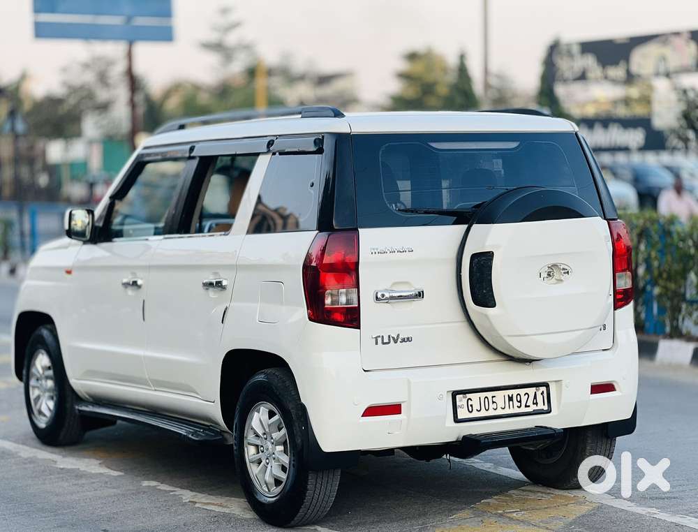 Mahindra Tuv 300 Mhawk100 T8, 2015, Diesel